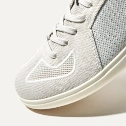 Rothy's The RS01 Sneaker - Moss Green -Rothy's Shoes Store 056 RS01 MossGreen ToeDetail6466