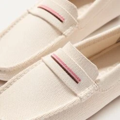 Rothy's The Driver - Cream Puff -Rothy's Shoes Store 069 Driver CreamPuff Toedetail Macro 2212