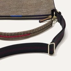 Rothy's The Mini Zip Bucket - Cacao Herringbone 12 Rothy's The Mini Zip Bucket - Cacao Herringbone -Rothy's Shoes Store 105 MiniZipBucket CacaoHerringbone Strap 3136