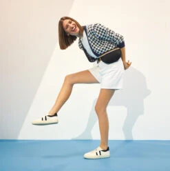 Rothy's The Casual Sling - Puffin -Rothy's Shoes Store 119 WomensRS02Sneaker Jet OnFigure 5594Large