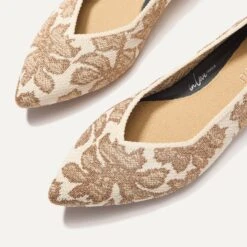 Rothy's The Point II - Gold Chantilly 15 Rothy's The Point II - Gold Chantilly -Rothy's Shoes Store 152 PointII GoldChantilly Toedetail Macro 5195