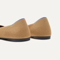 Rothy's The Point II - Camel Captoe -Rothy's Shoes Store 152 ThePointII CamelCaptoe HeelDetail