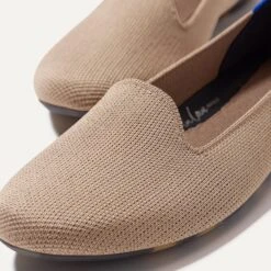 Rothy's The Lounge Loafer - Latte -Rothy's Shoes Store 182 LoungeLoafer Latte Toedetail Macro 1598