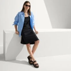 Rothy's The Lightweight Wedge Sandal - Pepper -Rothy's Shoes Store 189 LightweightWedgeSandal Pepper OnFigure 1758