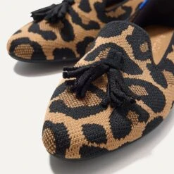 Rothy's Shoes Store 22 Rothy's Shoes Store -Rothy's Shoes Store 215 AlmondTasselLoafer AmberCat Toedetail Macro 2390