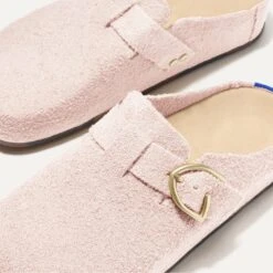 Rothy's The Buckle Clog - Ballerina Bouclé -Rothy's Shoes Store 249 BuckleClog BallerinaBoucle ToeDetail 6722