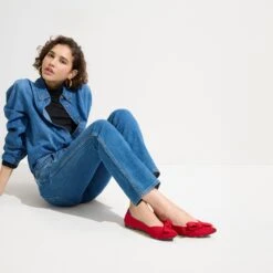 Rothy's The Bow Point II - Cupid -Rothy's Shoes Store 267 BowPointII Cupid On Figure 1026