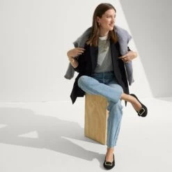 Rothy's The Emblem Ballet Flat - Black -Rothy's Shoes Store 270 EmblemBalletFlat Black On Figure 1420