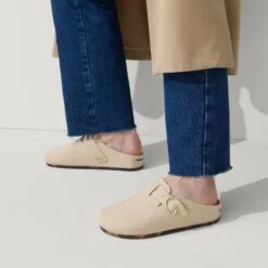 Rothy's The Buckle Clog - Honeybun Bouclé -Rothy's Shoes Store 460 Buckle Clog Honeybun Boucle On Figure 0386